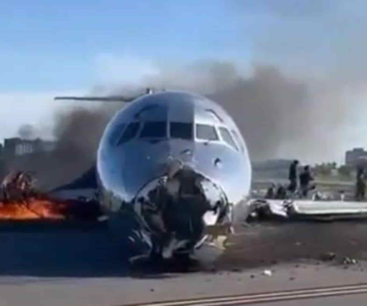Se incendia avión de pasajeros en Miami