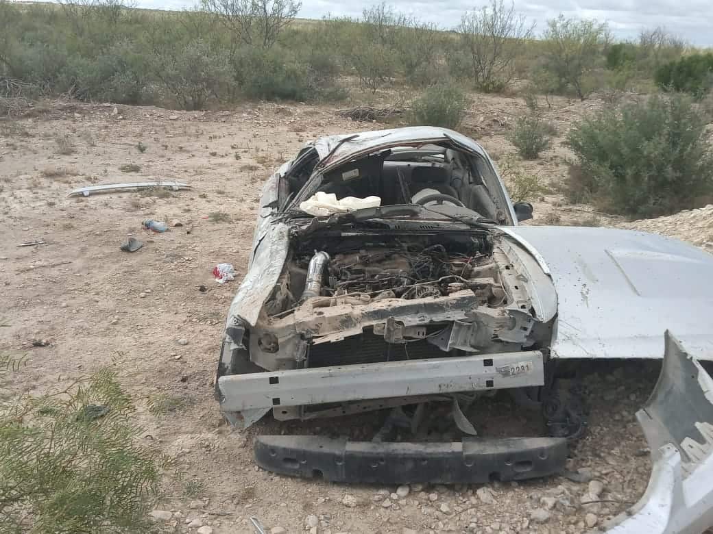 Sobreviven de milagro; Destruyeron el Mustang