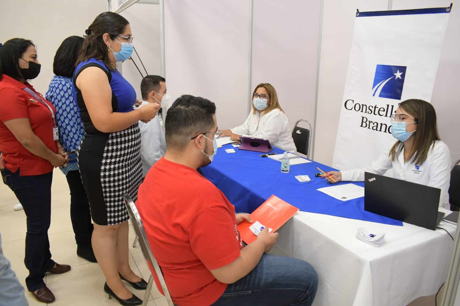 Realizan con éxito feria de empleo Nava 2022