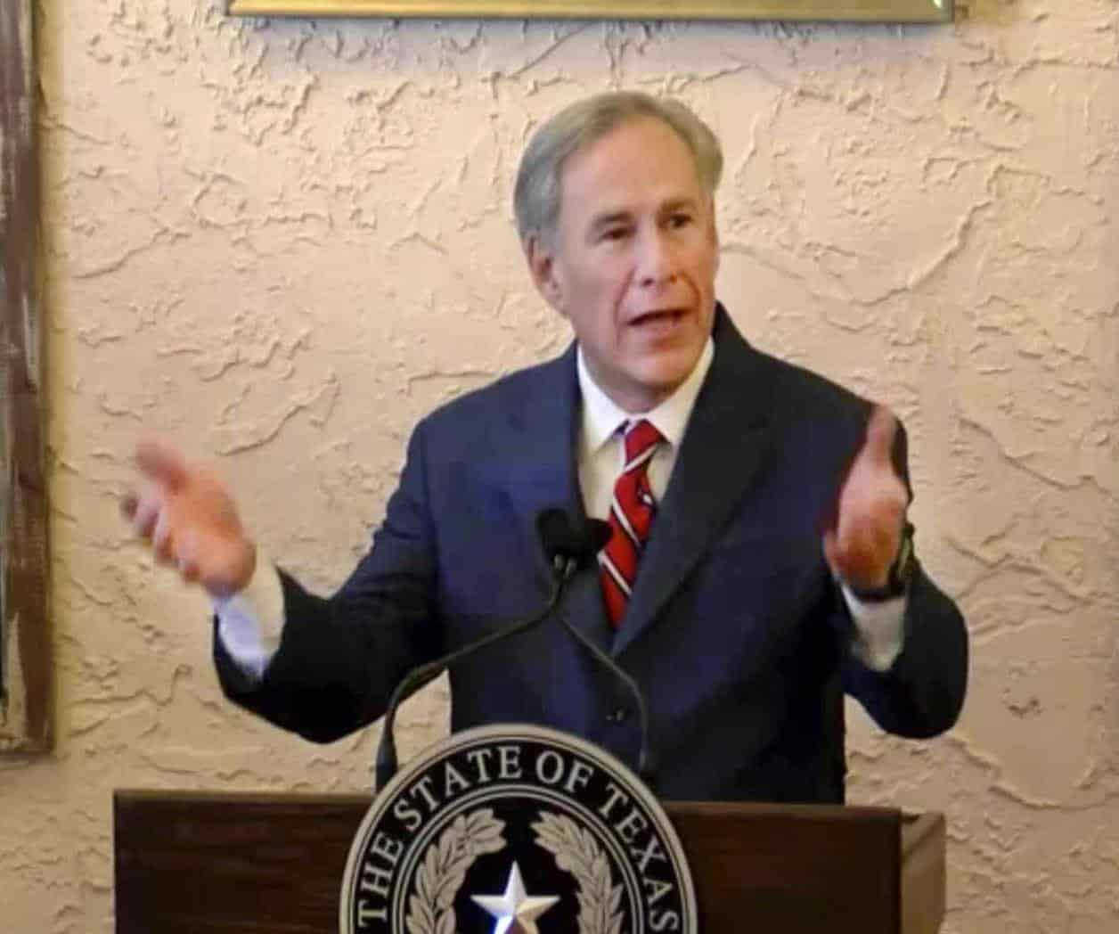 Gobernador de Texas culpa a Biden por muerte de migrantes en Houston