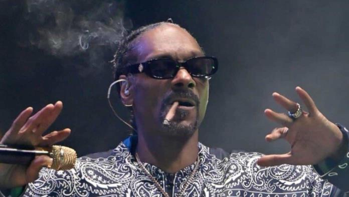Snoop Dogg comparte que le gustan las comedias mexicanas
