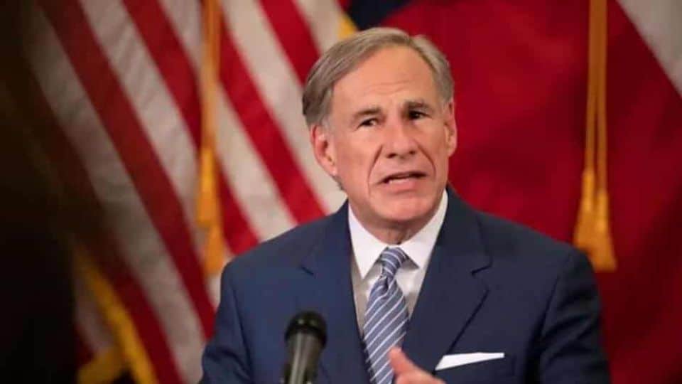 Greg Abbott culpa a Biden por la muerte de 46 migrantes