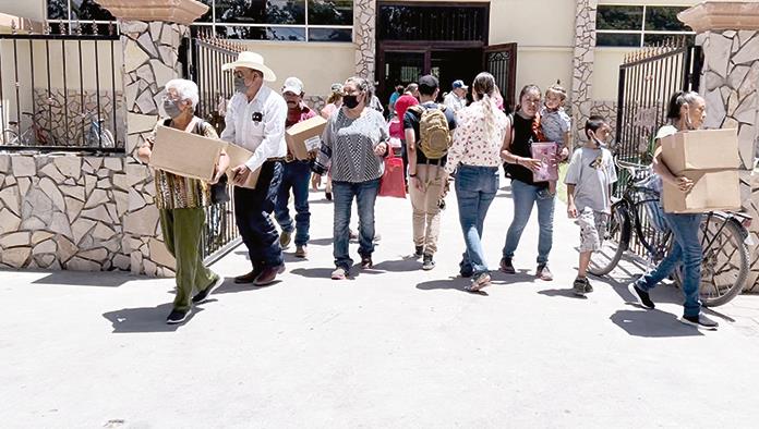 Múzquiz: “Tania es la primera edil que nos ayuda”