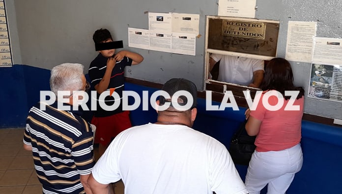 Un menor de 13 años fue llevado por su propia madre para que “lo encerraran” pues constantemente la agrede.