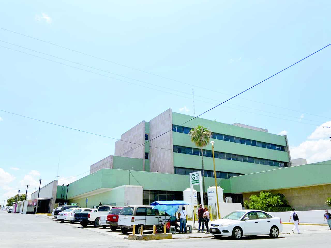 Denuncian maltrato de Jefa de Área de Laboratorio de la Clínica 7 del IMSS.
