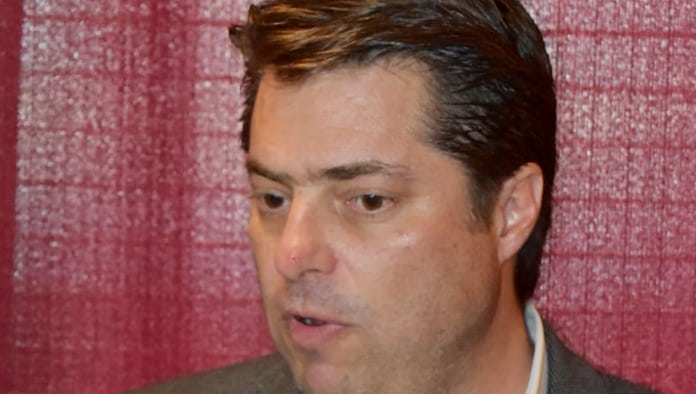 Enrique Martínez Morales, Secretario de Vivienda y Ordenamiento Territorial.