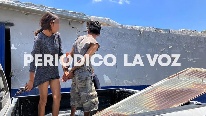 Una pareja de jóvenes fue detenida por robar en casa habitación.