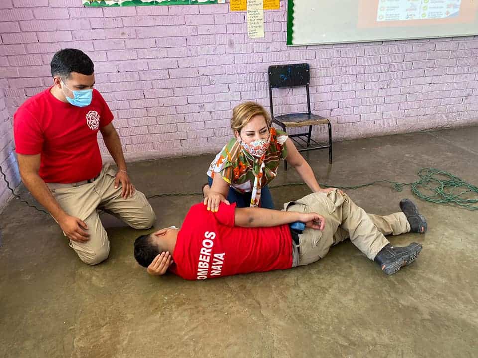Capacitan a profesores en maniobra Heimlich