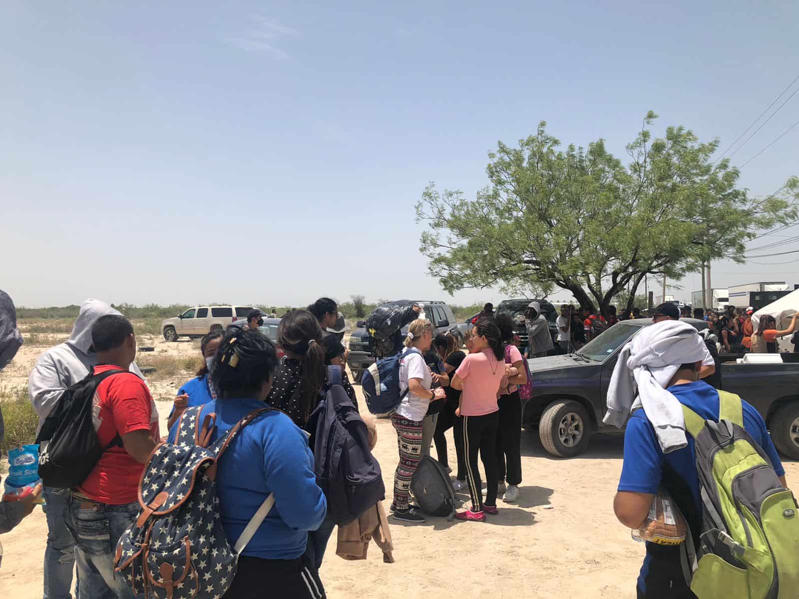 A migrantes apoya Bomberos con los traslados