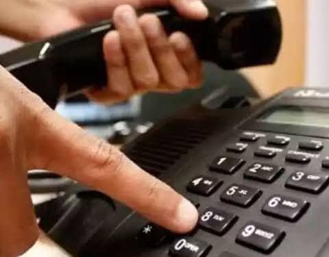Vuelven obsoleto al teléfono fijo; Solo las empresas lo usan