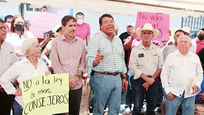 Exige Roberto Piña se audite al Sistema Intermunicipal de Agua y Saneamiento.