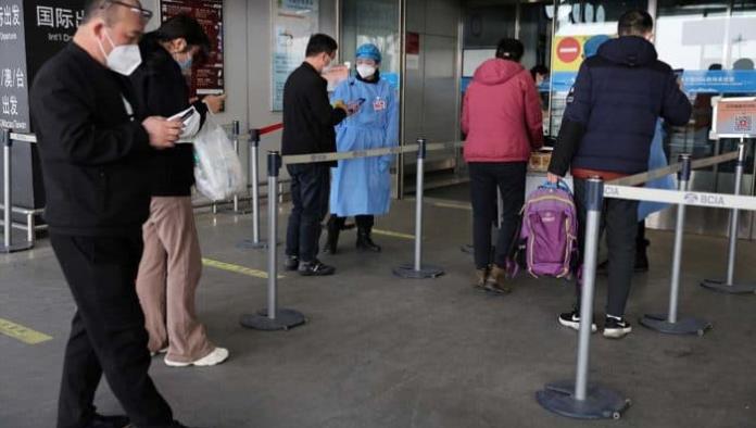 China impone vacunación obligatoria en Beijing