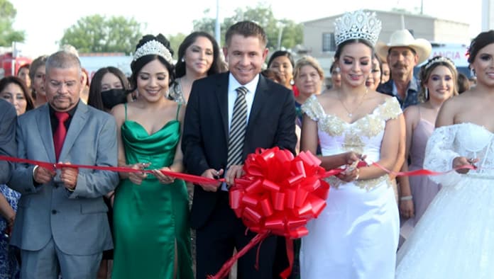 Cortan listón inaugural y brindan por Feria de San Buena Edición 77