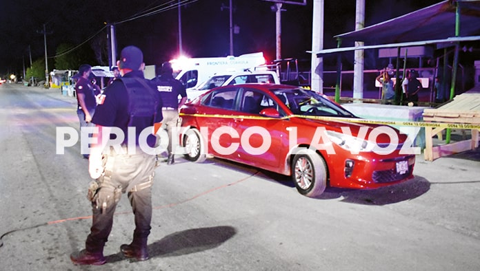 Fallece mujer en automóvil