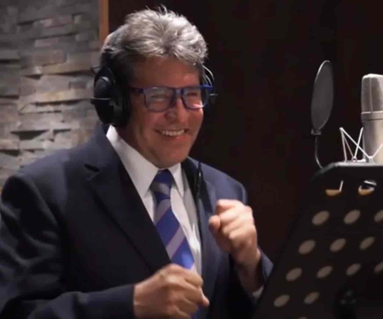 Ricardo Monreal saca el RapReal; Su propia canción de rap
