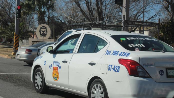 Caen dos con droga a bordo de un taxi