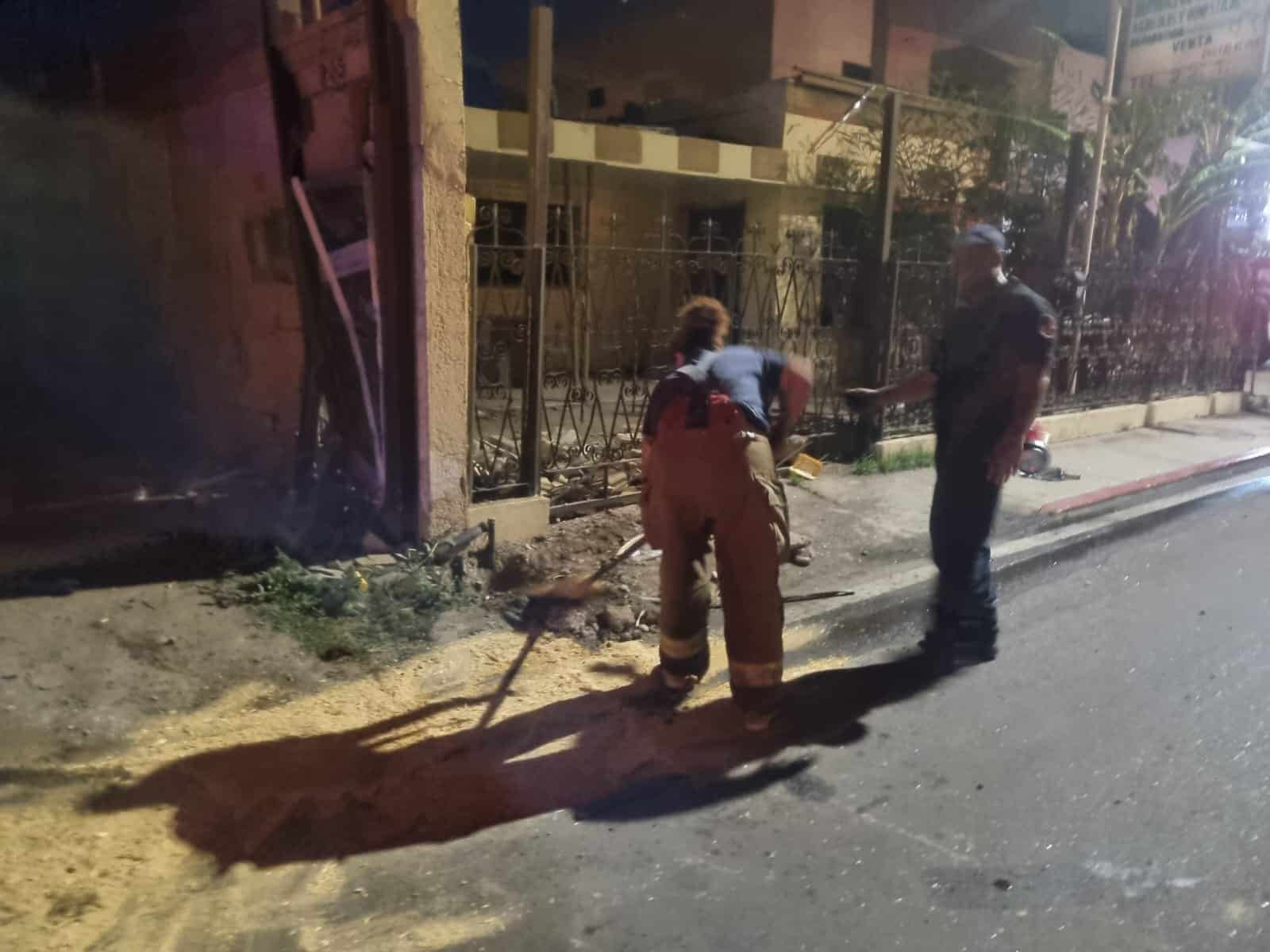 Choca en medidor y causa fuga de gas; Huye del lugar