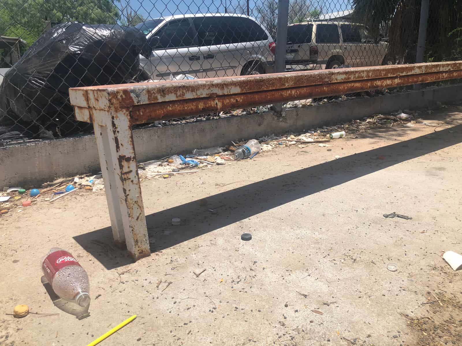 Deplorable estado de  la plaza de ‘la SanJua’