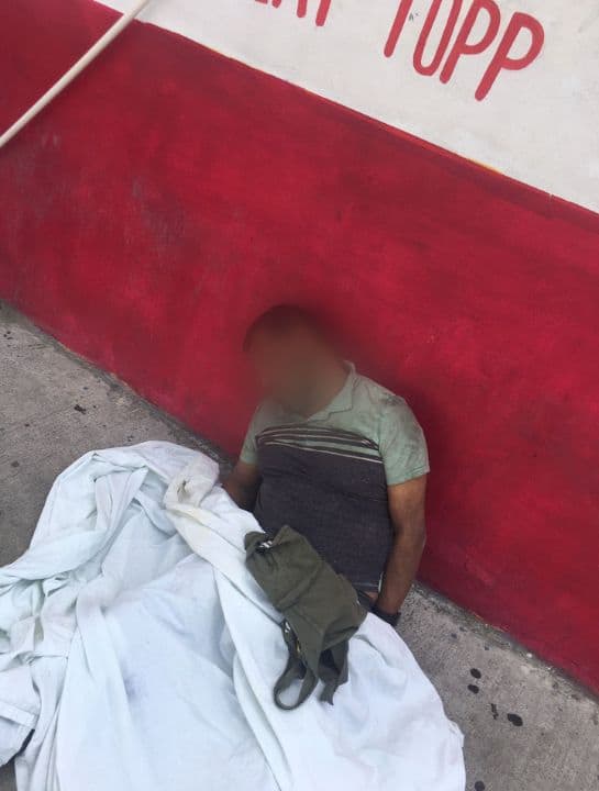 Fulmina a dos golpe de calor
