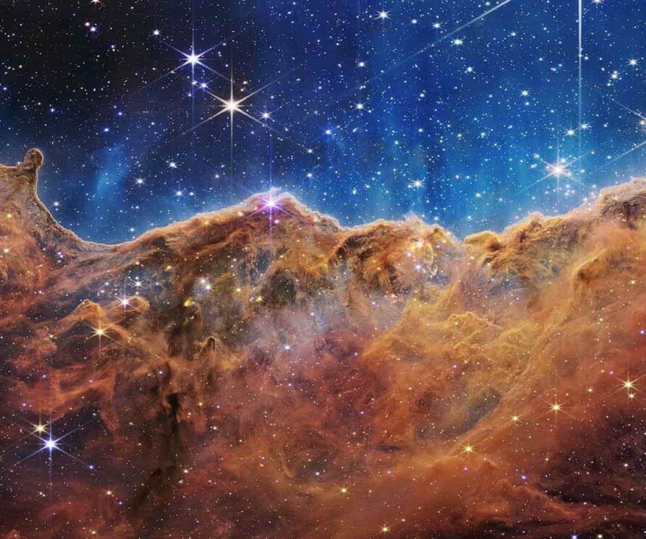 Telescopio James Webb presenta nuevas imágenes a color del espacio exterior