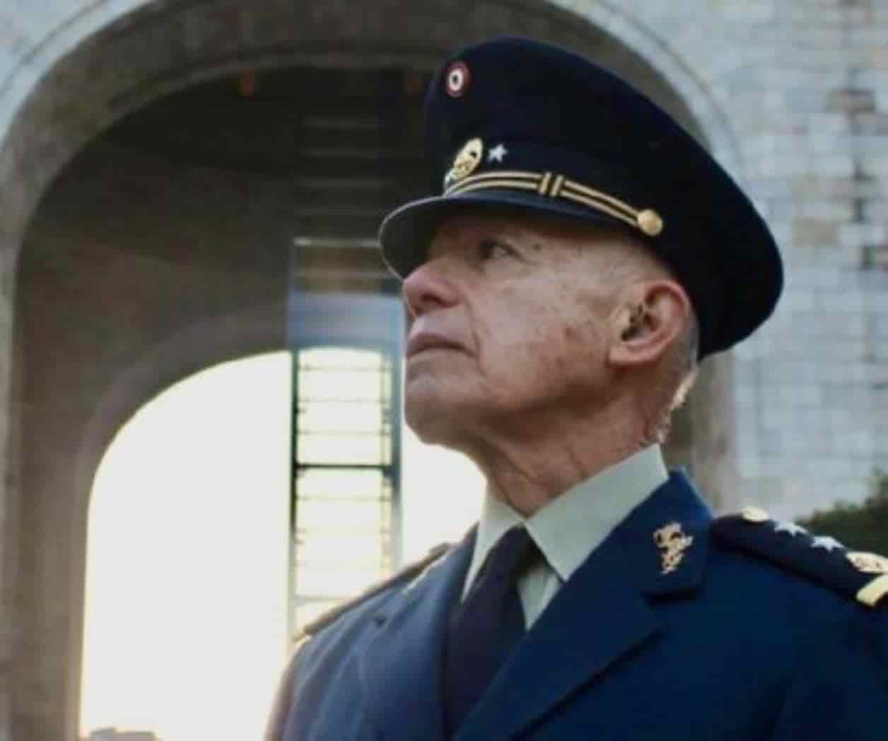 Sedena desiste de procesar a ex-general crítico de AMLO