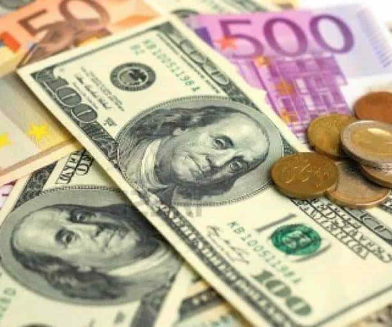 Cae el Euro: Moneda europea vale menos que el dólar