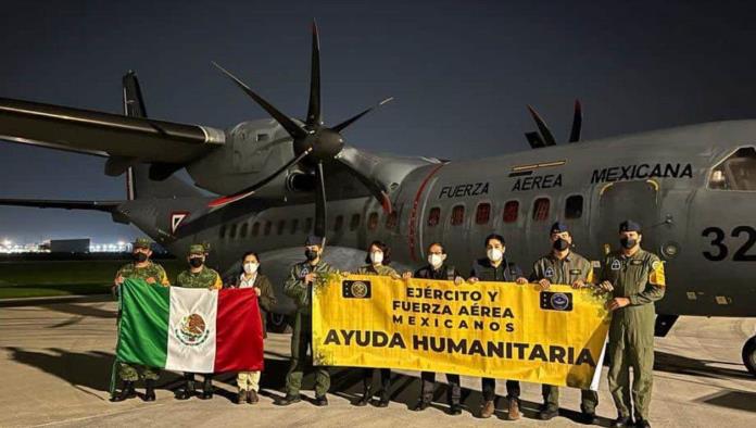 Sale avión de la Fuerza Aérea para repatriar migrantes fallecidos en San Antonio