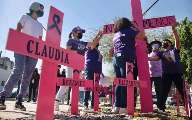 Quisiera que no existieran los feminicidios en Coahuila y trabajan en esto.