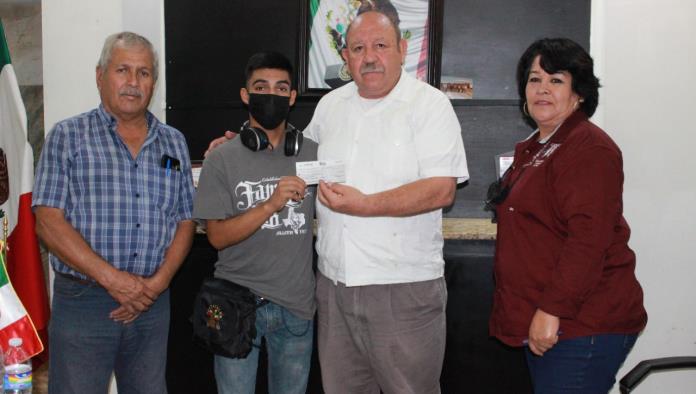 Apoya Castaños a sus deportistas