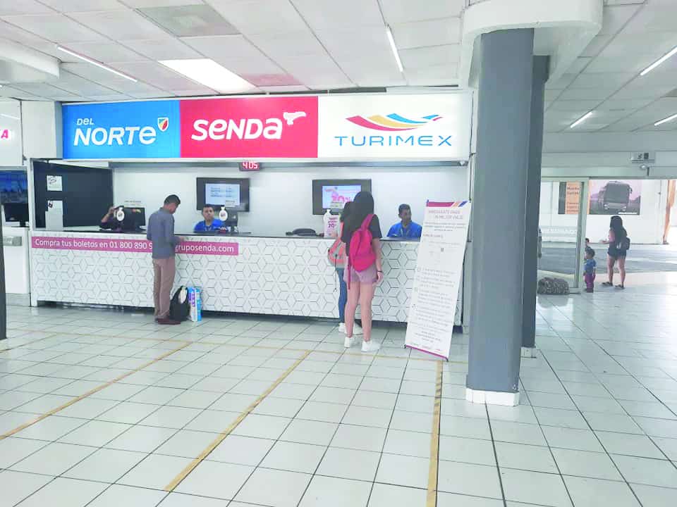 Por ahorrar algunos pesos se arriesgan a viajar sin seguro.