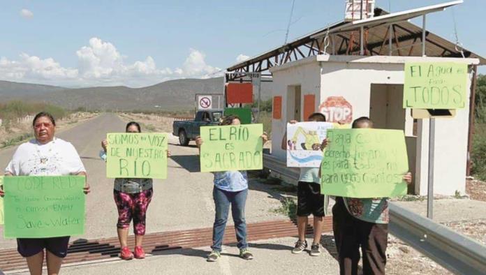 Protestan Kikapoos y Mascogos por robo de agua