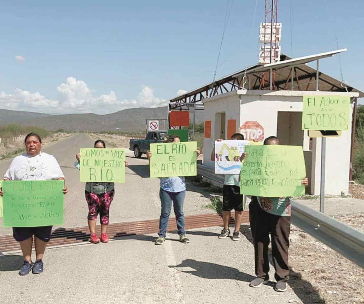 Protestan Kikapoos y Mascogos por robo de agua