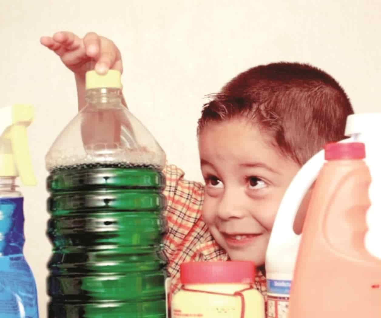 Exhortan cuidar a los niños mientras se quedan en casa