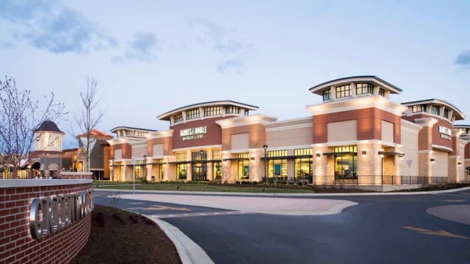 Mueren tres en tiroteo desatado en centro comercial de Indiana