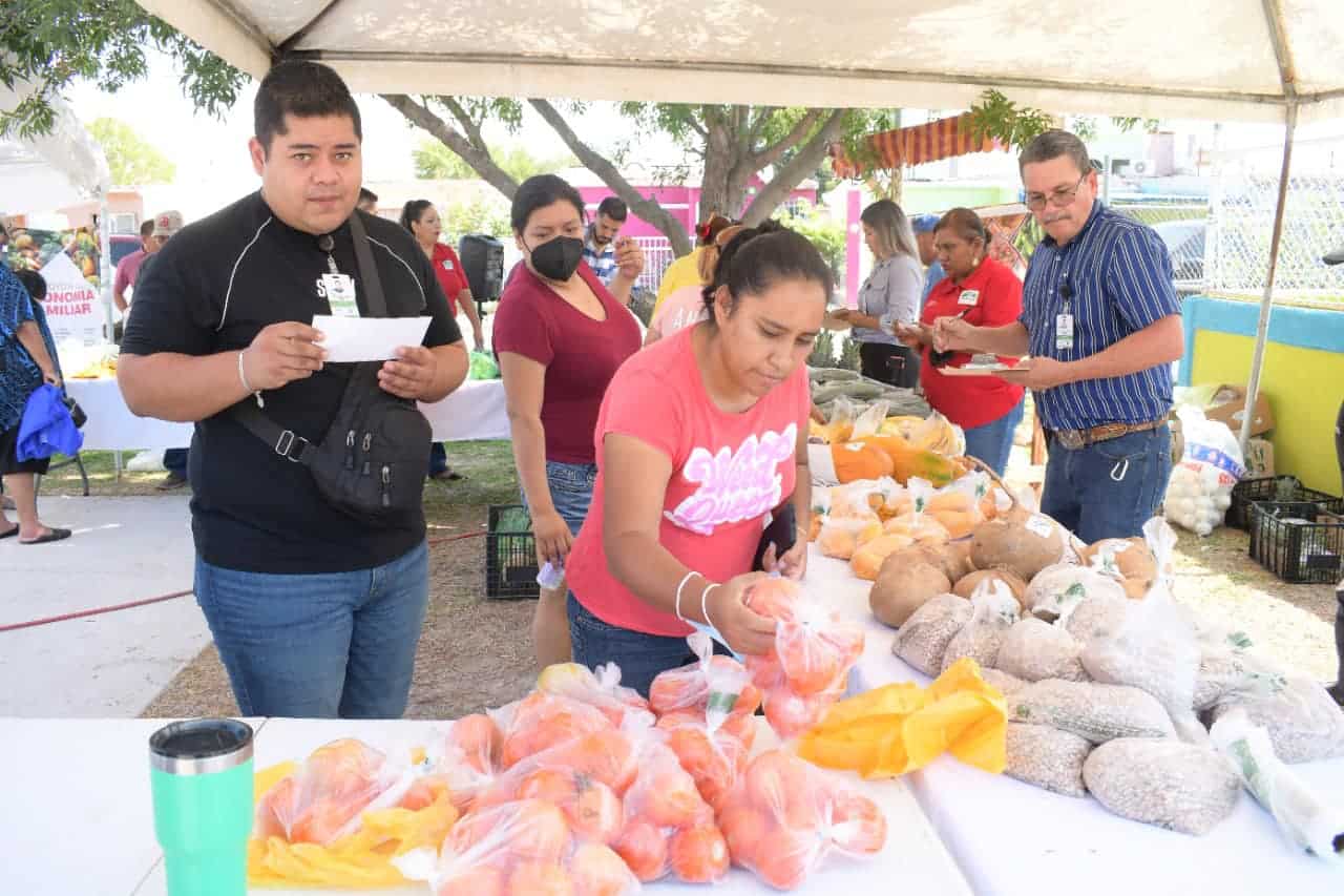Acercan ‘Mercadito’ al sector San Ramón