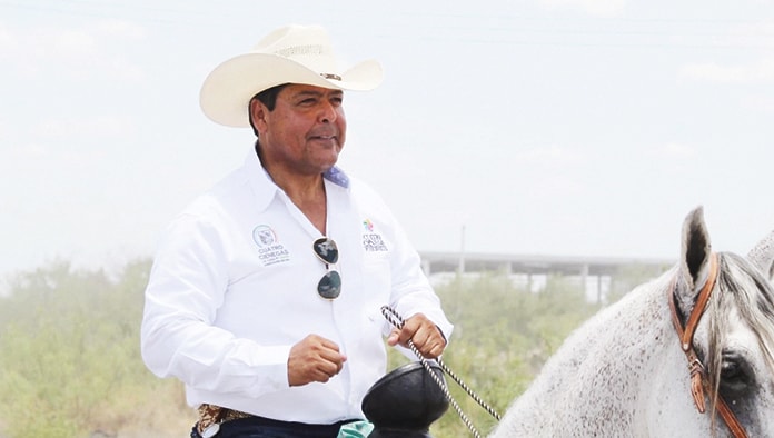 El alcalde Beto Villarreal invitó a los cieneguenses a la cabalgata.