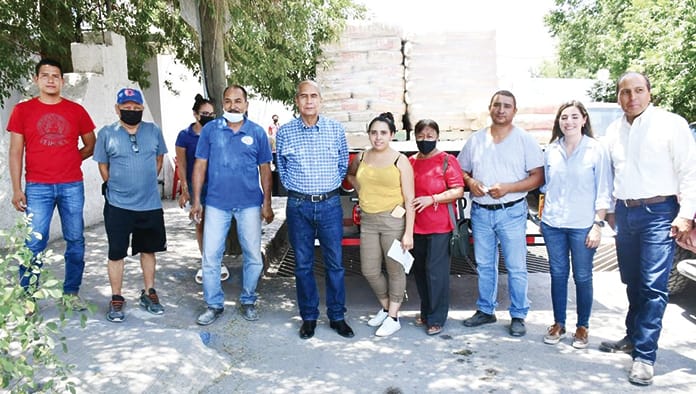 La sexta entrega de 360 bultos de cemento subsidiado, benefició en esta ocasión a veintitrés familias.