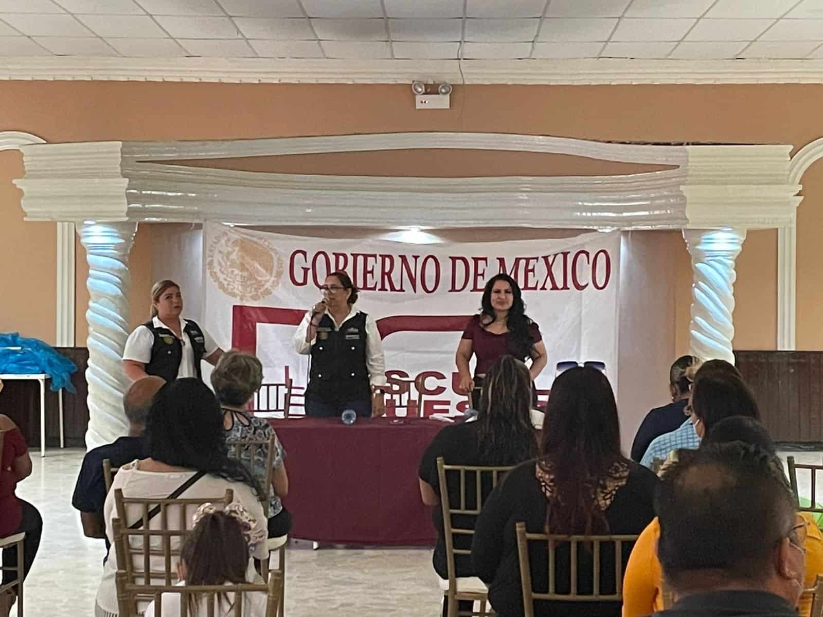 Ya se entregaron las tarjetas con el recurso de La escuela es nuestra.