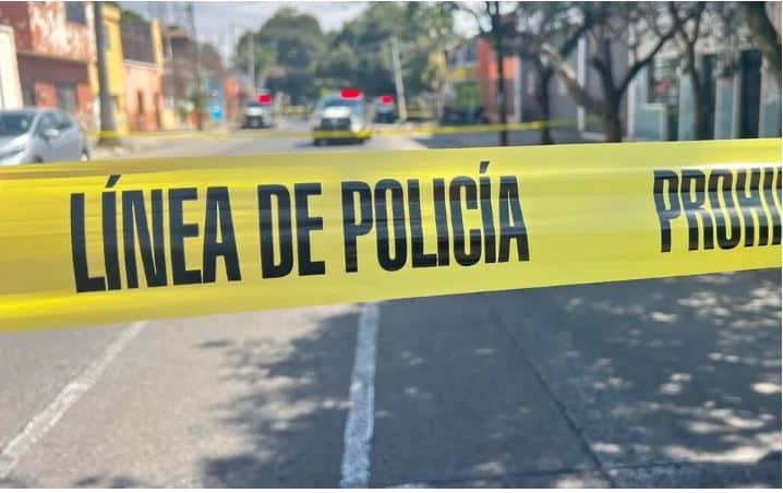 Intentan matar a mujer; colocan artefacto explosivo en su camioneta