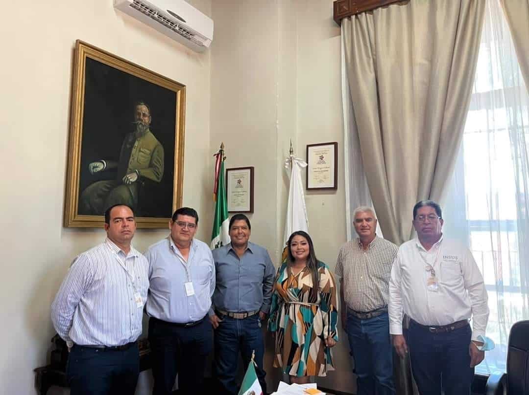 Beto Villarreal, aprovechó para hacer la invitación a la ciudadanía.