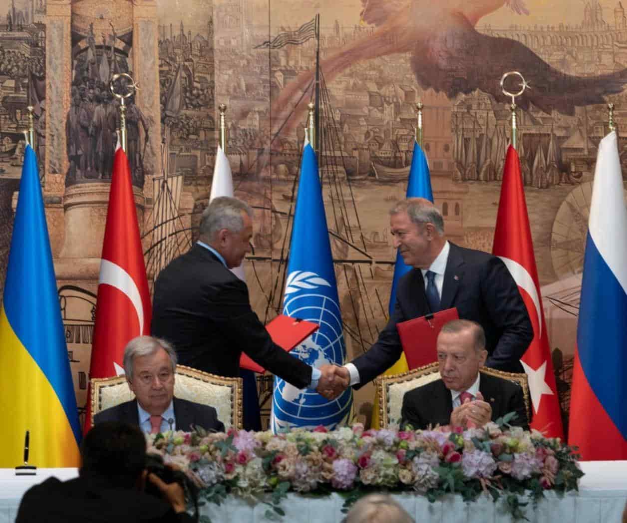 Ucrania y Rusia llegan a un acuerdo con Turquía; Reanudarán exportación de grano