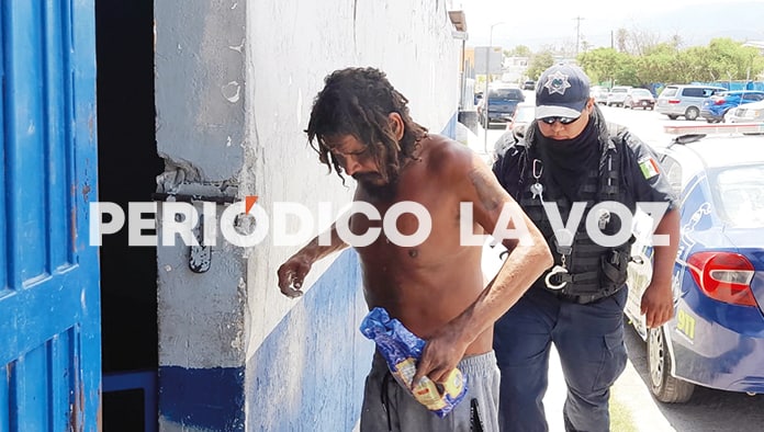 Tras ser reportado los uniformados lo llevaron a su segunda casa, la comandancia municipal.