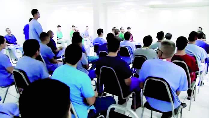 Se les vinculó porque existen pruebas.