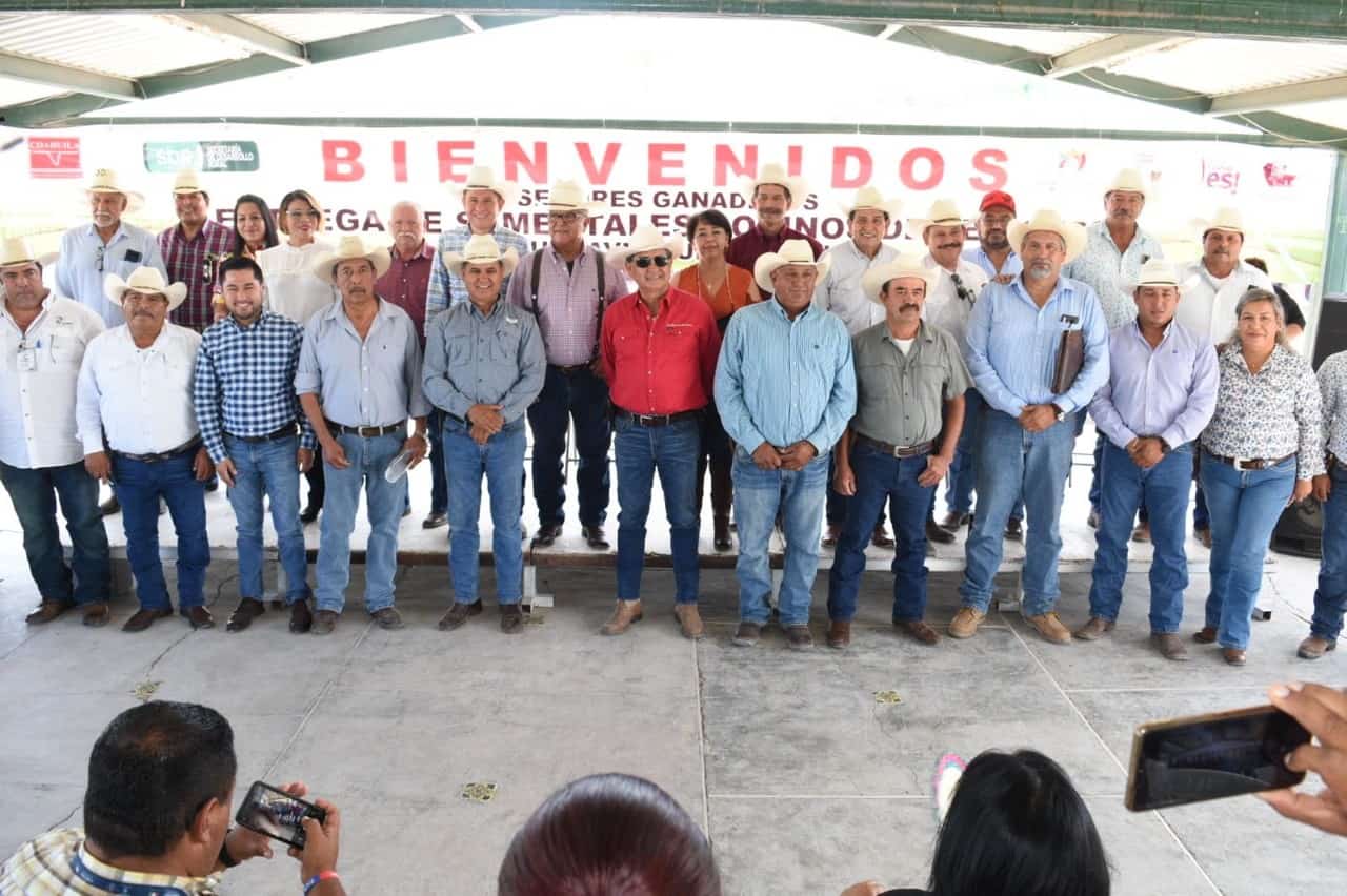 San Buenaventura | Agradecen subsidios ganaderos