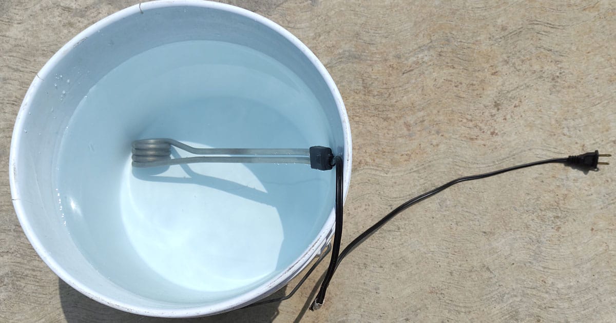Muere electrocutado al calentar agua con una resistencia