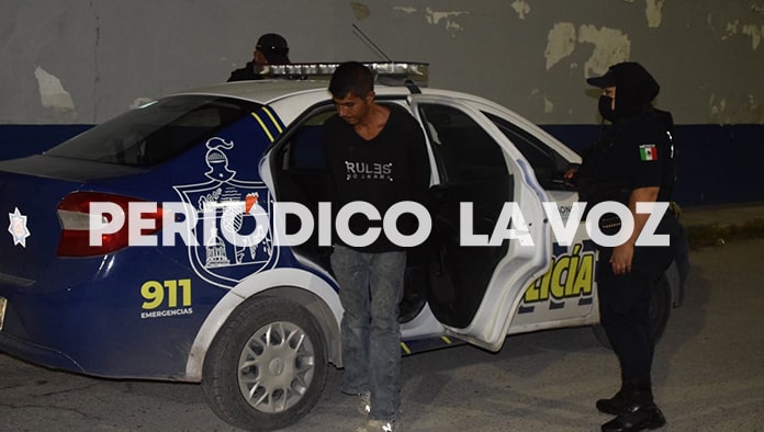 El sujeto fue detenido y remitido a la comandancia municipal.