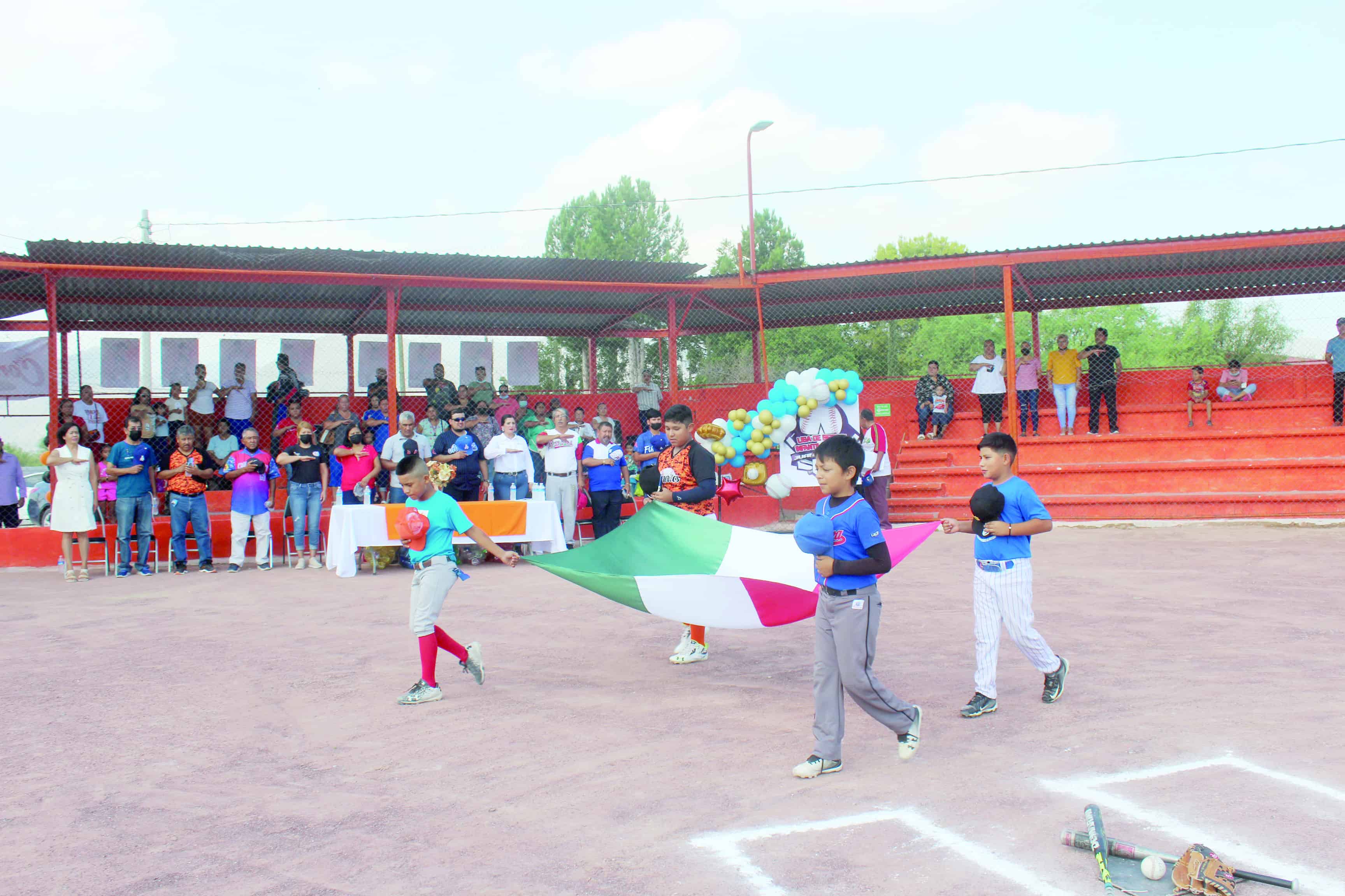 Inauguran Beisbol Infantil “Juan Salazar Castañeda”