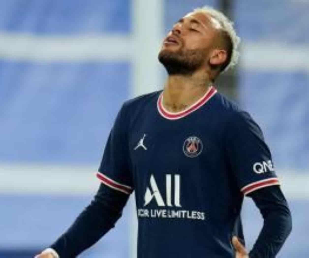 Nuevo entrenador del PSG pone en duda continuidad de Neymar