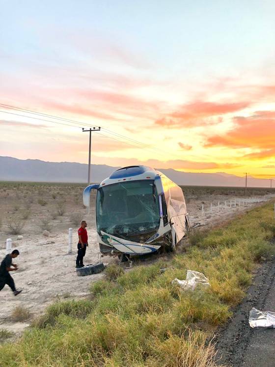 23 lesionados en accidente de autobús