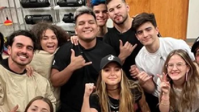 Todos los alumnos de La Academia fueron hospitalizados